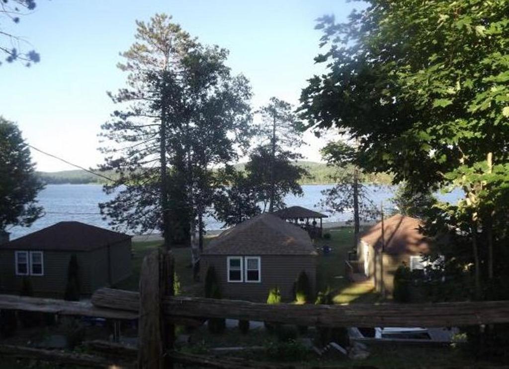 Cloverleaf Cottages Oxtongue Lake Kültér fotó
